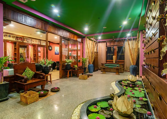 Hotel Empress And Siem Reap